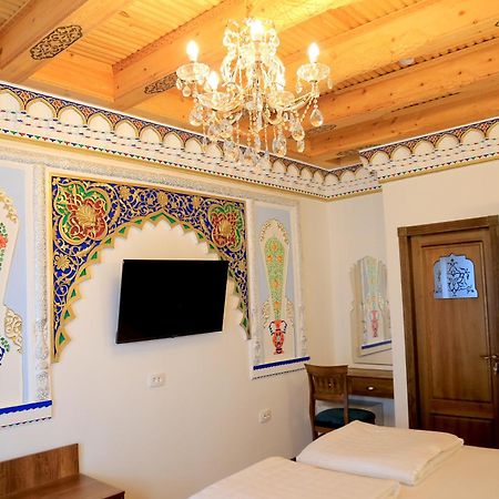 Meros Hotel Bukhara Exterior photo